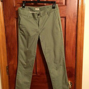 J Crew green Frankie chino pant size 2